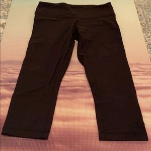 lululemon athletica cropped wunder under leggings